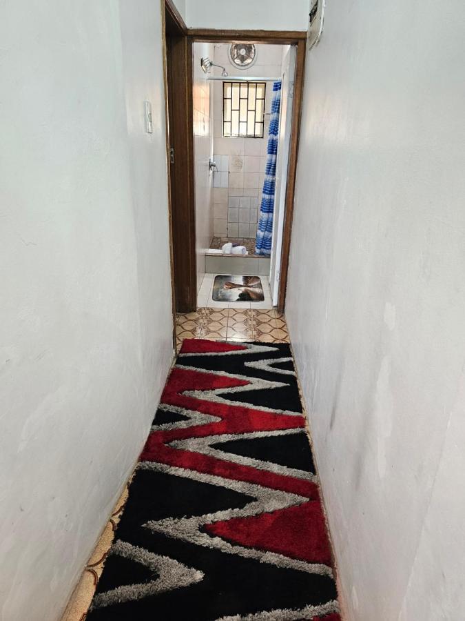 Rjs Guesthouse Durban Buitenkant foto