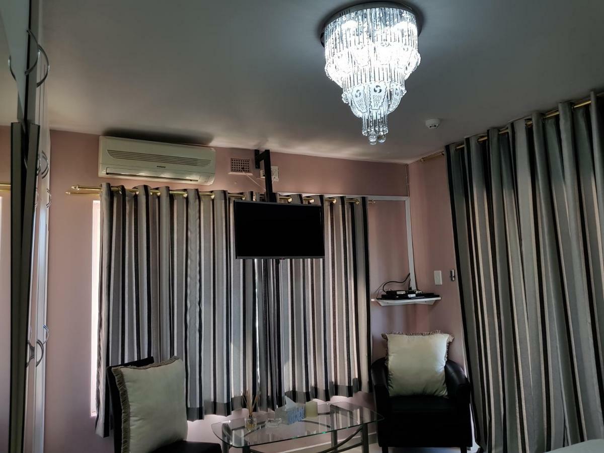 Rjs Guesthouse Durban Buitenkant foto