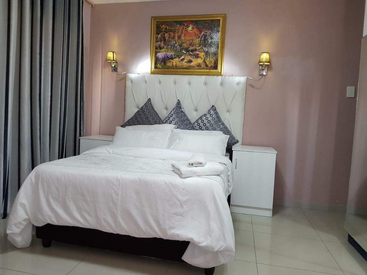 Rjs Guesthouse Durban Buitenkant foto
